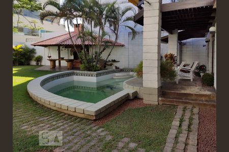 Casa para alugar com 5 quartos, 320m² em Recreio dos Bandeirantes, Rio de Janeiro