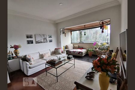 Apartamento à venda com 110m², 3 quartos e 2 vagasSala