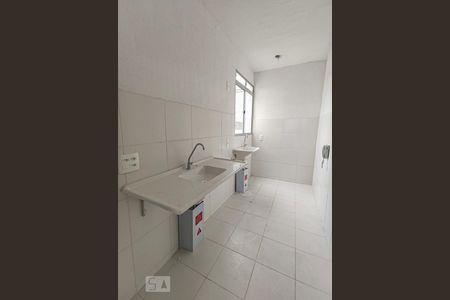 Cozinha de apartamento para alugar com 2 quartos, 44m² em Santos Dumont, São Leopoldo