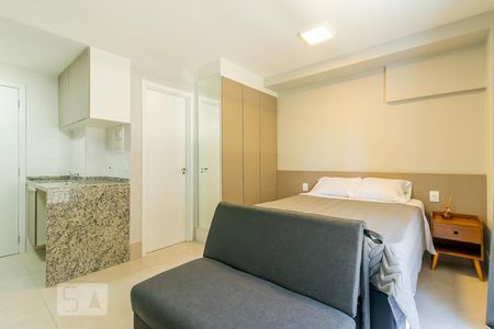 Quarto de kitnet/studio para alugar com 1 quarto, 28m² em Liberdade, São Paulo