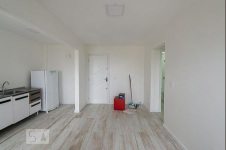 Sala de apartamento para alugar com 2 quartos, 45m² em Coqueiros, Florianópolis