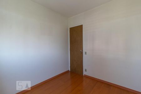 Quarto 2 de apartamento à venda com 2 quartos, 56m² em Vila Yara, Osasco