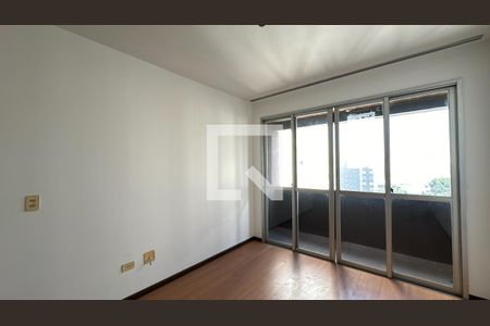 Apartamento para alugar com 3 quartos, 100m² em Cristo Rei, Curitiba