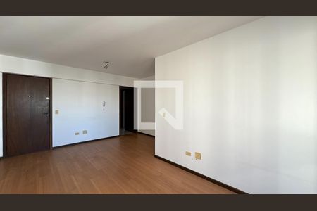 Sala de apartamento para alugar com 3 quartos, 100m² em Cristo Rei, Curitiba