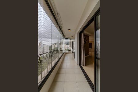 Varanda de apartamento para alugar com 3 quartos, 150m² em Jardim Monte Kemel, São Paulo