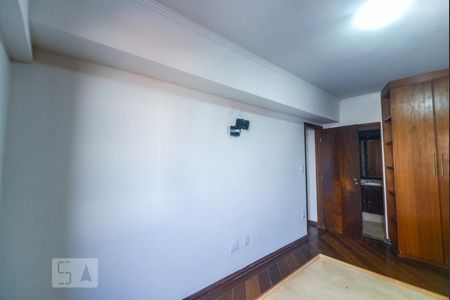 Suíte de apartamento para alugar com 2 quartos, 79m² em Santa Maria, São Caetano do Sul