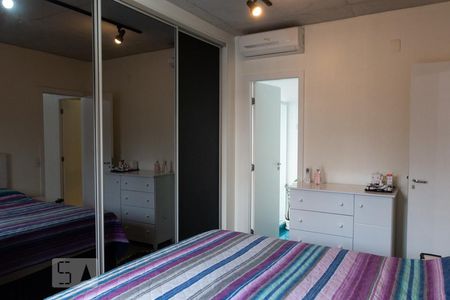 Suíte de apartamento para alugar com 2 quartos, 70m² em Vila Regente Feijó, São Paulo