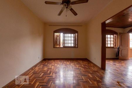 Sala de casa à venda com 4 quartos, 280m² em Sarandi, Porto Alegre