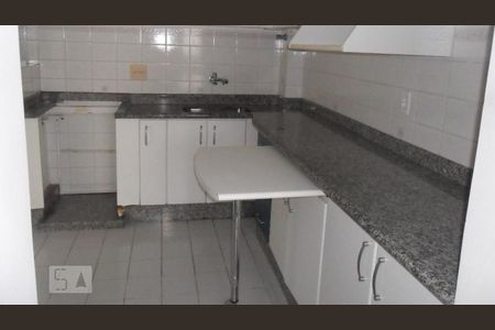 cozinha de apartamento à venda com 3 quartos, 67m² em Jardim das Bandeiras, Campinas
