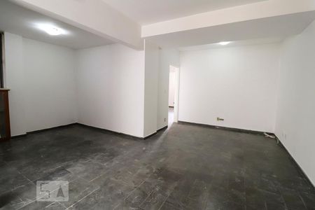 Sala de apartamento para alugar com 2 quartos, 80m² em Setor Oeste, Goiânia