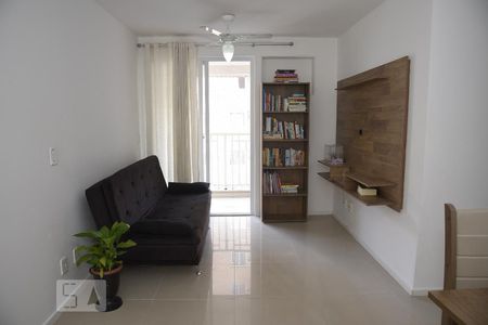 Sala de apartamento à venda com 3 quartos, 72m² em Jacarepaguá, Rio de Janeiro