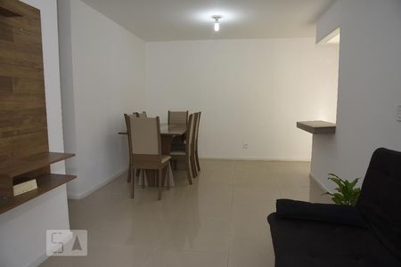 Sala de apartamento à venda com 3 quartos, 72m² em Jacarepaguá, Rio de Janeiro