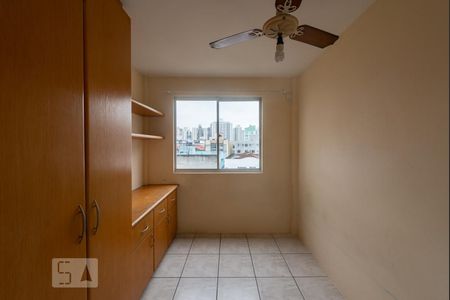 Quarto 1 de apartamento para alugar com 2 quartos, 70m² em Kobrasol, São José