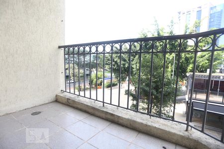 Sacada de apartamento à venda com 2 quartos, 64m² em Butantã, São Paulo