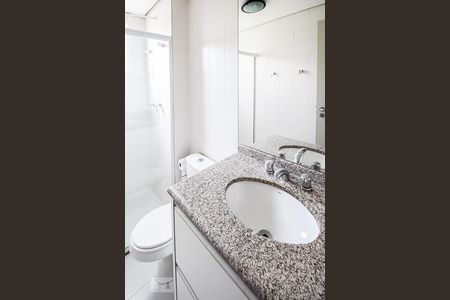 Banheiro Suíte 1 de apartamento à venda com 4 quartos, 246m² em Vila Sofia, São Paulo