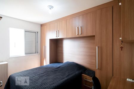 Quarto 1 de apartamento para alugar com 2 quartos, 58m² em Jardim Marajoara, São Paulo