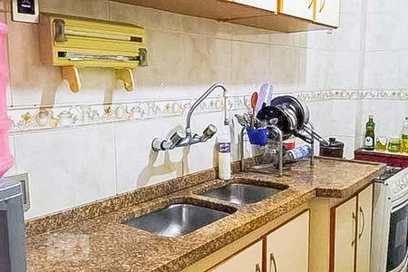 Cozinha de apartamento para alugar com 2 quartos, 90m² em Jardim Guanabara, Rio de Janeiro