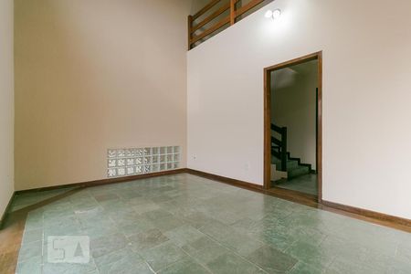 Sala de casa de condomínio à venda com 5 quartos, 117m² em Sítios de Recreio Gramado, Campinas