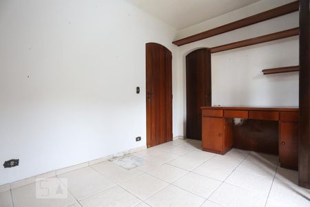 Suíte 1 de casa à venda com 4 quartos, 300m² em Cidade São Francisco, São Paulo