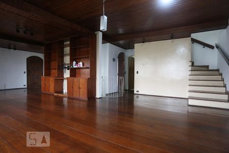 Sala de casa à venda com 4 quartos, 300m² em Cidade São Francisco, São Paulo