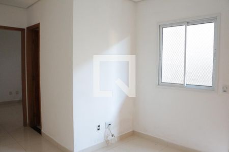 Sala de apartamento para alugar com 2 quartos, 42m² em Vila Esperança, São Paulo