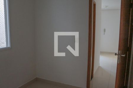 Quarto 1 de apartamento para alugar com 2 quartos, 42m² em Vila Esperança, São Paulo