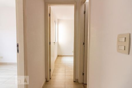 Corredor de casa de condomínio à venda com 2 quartos, 70m² em Jardim Sarah, São Paulo