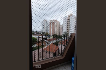 Sacada de apartamento à venda com 3 quartos, 53m² em Vila Ema, São Paulo