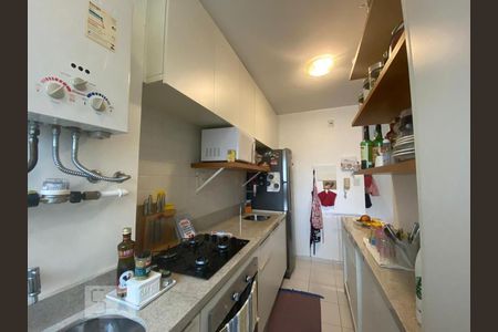 Cozinha de apartamento à venda com 2 quartos, 52m² em Lapa, São Paulo