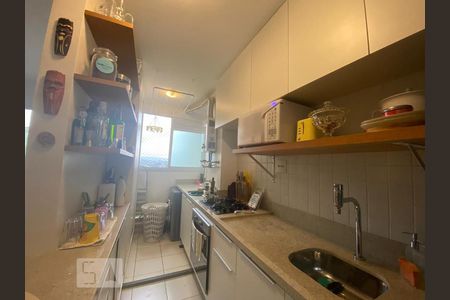 Cozinha de apartamento à venda com 2 quartos, 52m² em Lapa, São Paulo