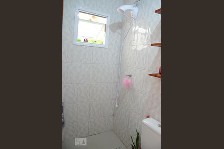 Banheiro de casa para alugar com 1 quarto, 56m² em Olaria, Canoas