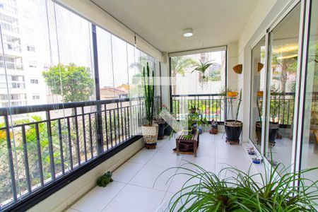 Varanda de apartamento à venda com 3 quartos, 167m² em Alto de Pinheiros, São Paulo