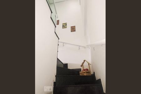 Escada de casa à venda com 3 quartos, 134m² em Vila Beatriz, São Paulo