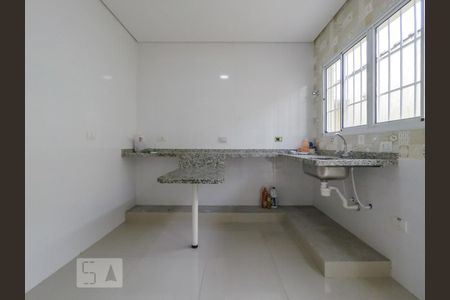 Casa à venda com 4 quartos, 272m² em Vila Brasilina, São Paulo