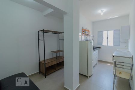 Sala de kitnet/studio para alugar com 1 quarto, 18m² em Vila Linda, Santo André