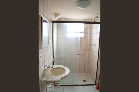Banheiro de apartamento à venda com 1 quarto, 49m² em Vila Guarani (z Sul), São Paulo