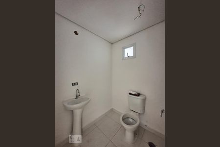 Banheiro  de apartamento à venda com 3 quartos, 83m² em Cambuci, São Paulo