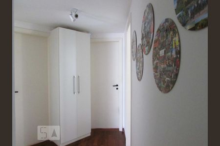 Corredor de apartamento à venda com 3 quartos, 106m² em Alto da Lapa, São Paulo