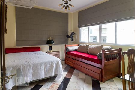 Suíte 1 de casa para alugar com 8 quartos, 430m² em Bela Vista, São Paulo