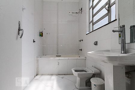 Banheiro de apartamento à venda com 2 quartos, 100m² em Canindé, São Paulo