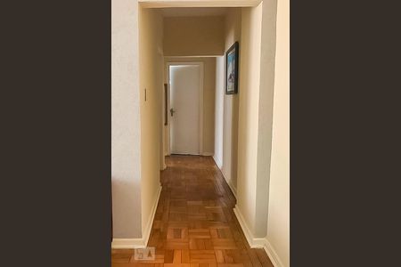 Corredor dos quartos de apartamento para alugar com 2 quartos, 93m² em Centro, Campinas