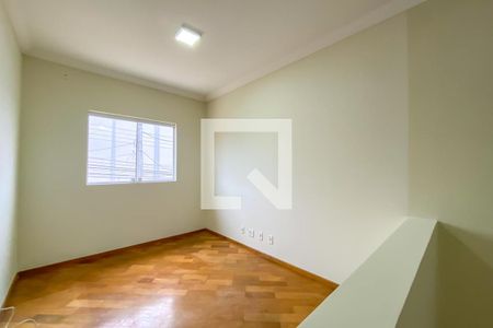 Sala de TV de casa de condomínio para alugar com 3 quartos, 180m² em Assunção, São Bernardo do Campo