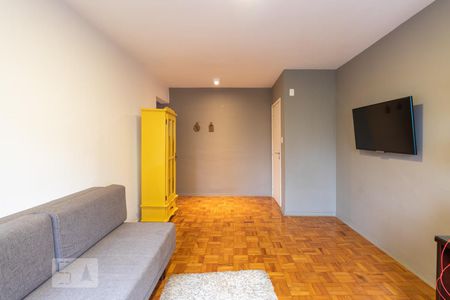 Sala de apartamento para alugar com 3 quartos, 90m² em Moema, São Paulo