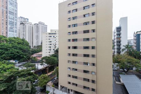 Vista de apartamento para alugar com 3 quartos, 90m² em Moema, São Paulo