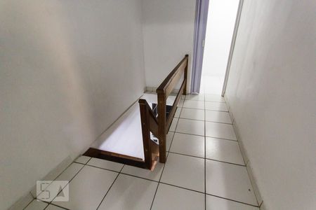 Escada (2º andar) de casa para alugar com 2 quartos, 80m² em Curicica, Rio de Janeiro