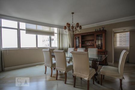 Sala de apartamento para alugar com 4 quartos, 300m² em Vila Suzana, São Paulo