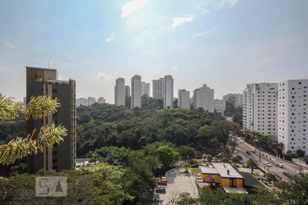 Vista de apartamento para alugar com 4 quartos, 300m² em Vila Suzana, São Paulo