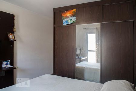 QUARTO 1 SUITE de casa à venda com 3 quartos, 300m² em Vila Maria Luisa, São Paulo