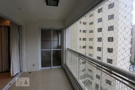 Varanda de apartamento à venda com 2 quartos, 70m² em Vila Andrade, São Paulo