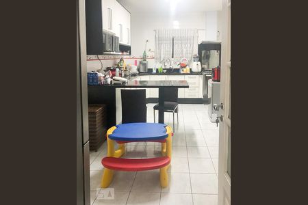 Cozinha de casa à venda com 5 quartos, 180m² em Jardim Brasil (zona Sul), São Paulo